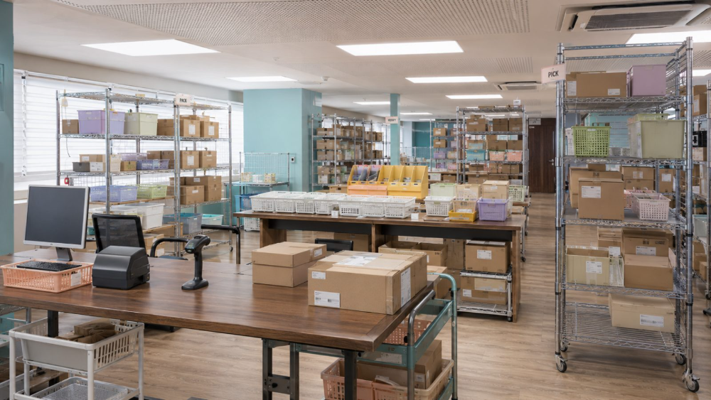 Online pharmacy fulfillment